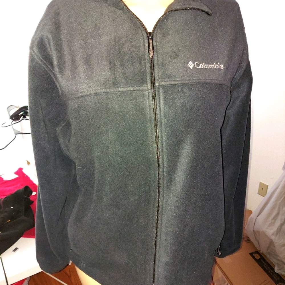 Men's Columbia fleece jacket
